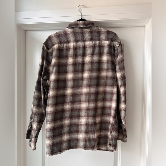 Levi’s Men’s Plaid Button Down Long Sleeve - Picture 2 of 3